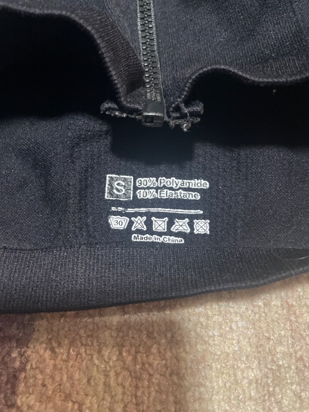 Black crop active jacket - Picture 2 of 4